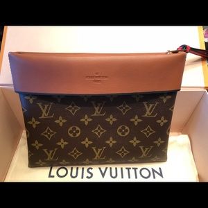 Louis Vuitton Pochette Tuileries - NEW